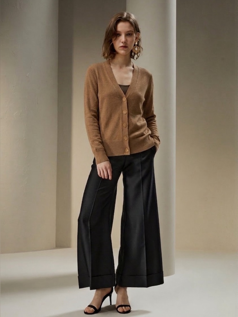 NWT Tory Burch Simone Camel Brown V‑Neck Button Cardigan